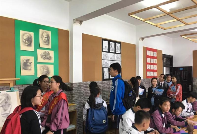 三中三澳門，探索與解析，三中三澳門，深度探索與解析