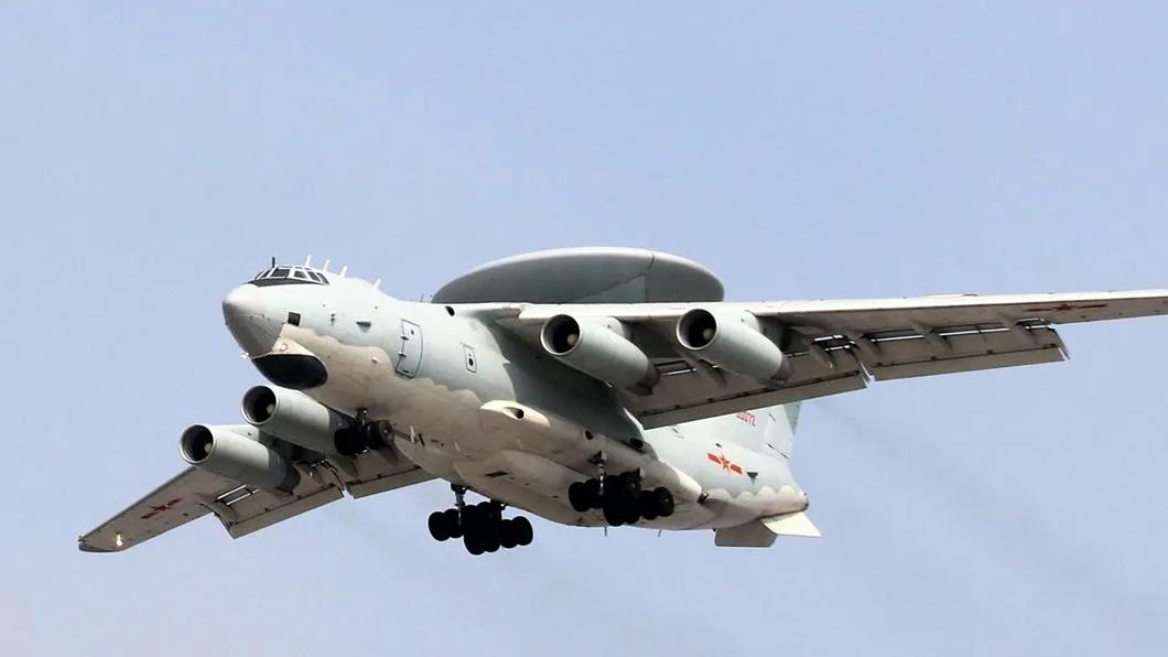 空警預(yù)警機(jī)2000，技術(shù)前沿的空中衛(wèi)士，技術(shù)前沿的空中衛(wèi)士——空警預(yù)警機(jī)2000