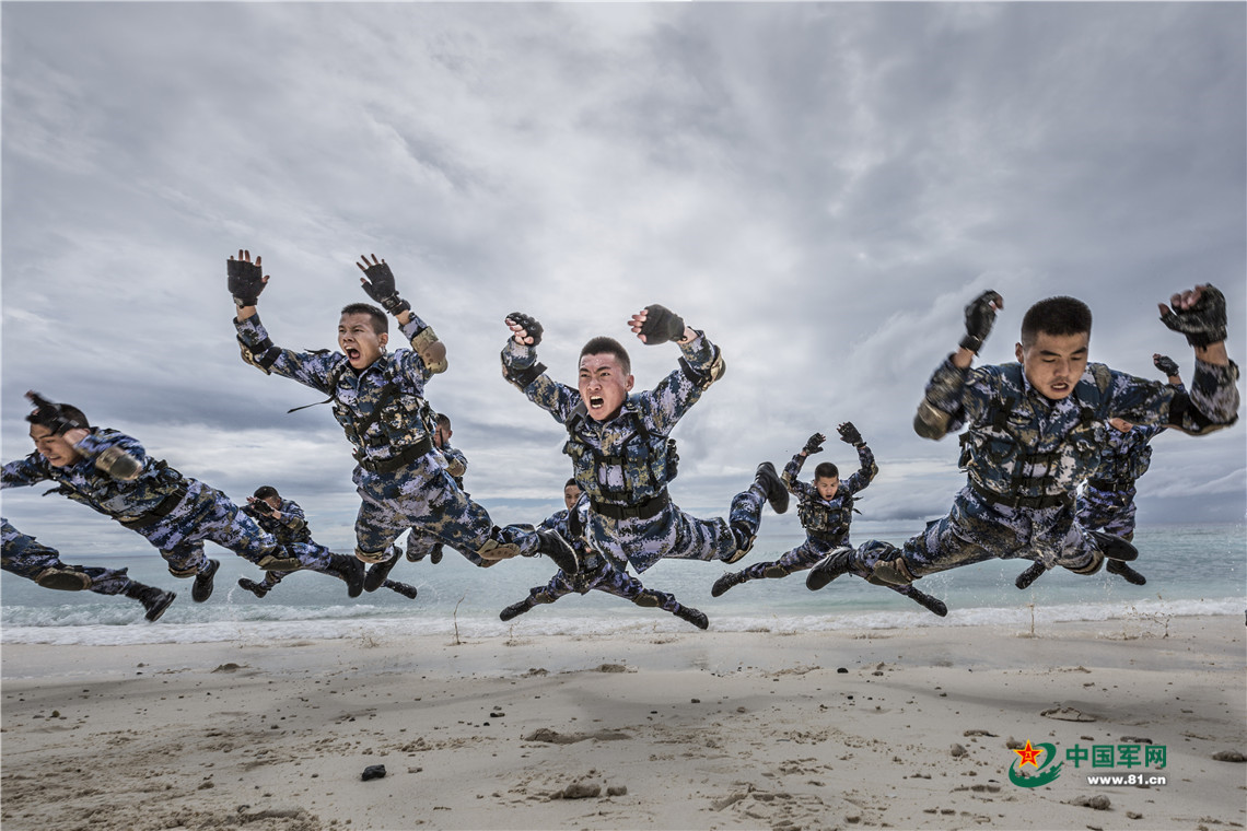 最新軍事圖片高清壁紙，展現(xiàn)現(xiàn)代軍事力量之美，現(xiàn)代軍事力量之美，高清壁紙軍事圖片展示