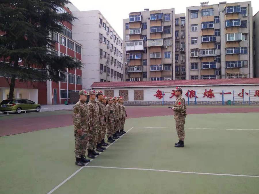 半軍事化管理學(xué)校，理念與實(shí)踐，半軍事化管理學(xué)校的理念與實(shí)踐探索