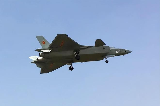 揭秘殲-22戰(zhàn)斗機的卓越性能與獨特優(yōu)勢，揭秘殲-22戰(zhàn)斗機的性能優(yōu)勢與獨特之處