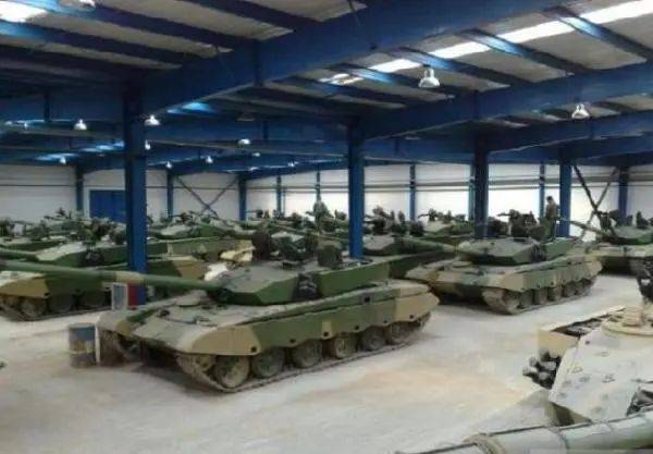 中國(guó)VT-4與99A主戰(zhàn)坦克的差距分析，中國(guó)VT-4與99A主戰(zhàn)坦克性能差距深度解析