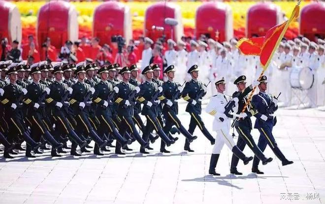 震撼全球，2019年國慶閱兵完整版回顧，震撼全球，2019年國慶閱兵全景回顧