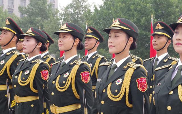 三軍儀仗隊(duì)最漂亮的女兵，閃耀的榮光與堅(jiān)韌的精神，三軍儀仗隊(duì)最美女兵，榮光與堅(jiān)韌的閃耀精神