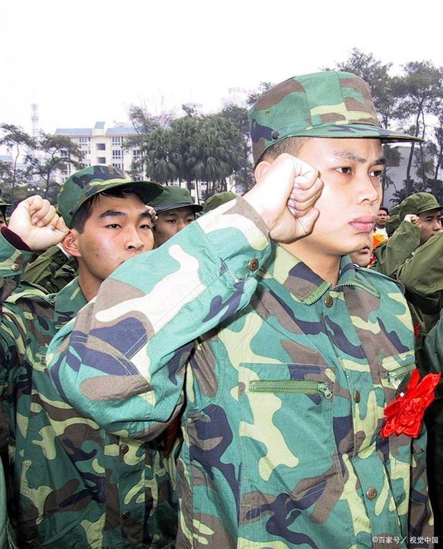 為什么大二當(dāng)兵最劃算？探索大學(xué)生入伍的最佳時(shí)機(jī)，大二入伍，探索大學(xué)生最佳入伍時(shí)機(jī)的原因與優(yōu)勢(shì)分析