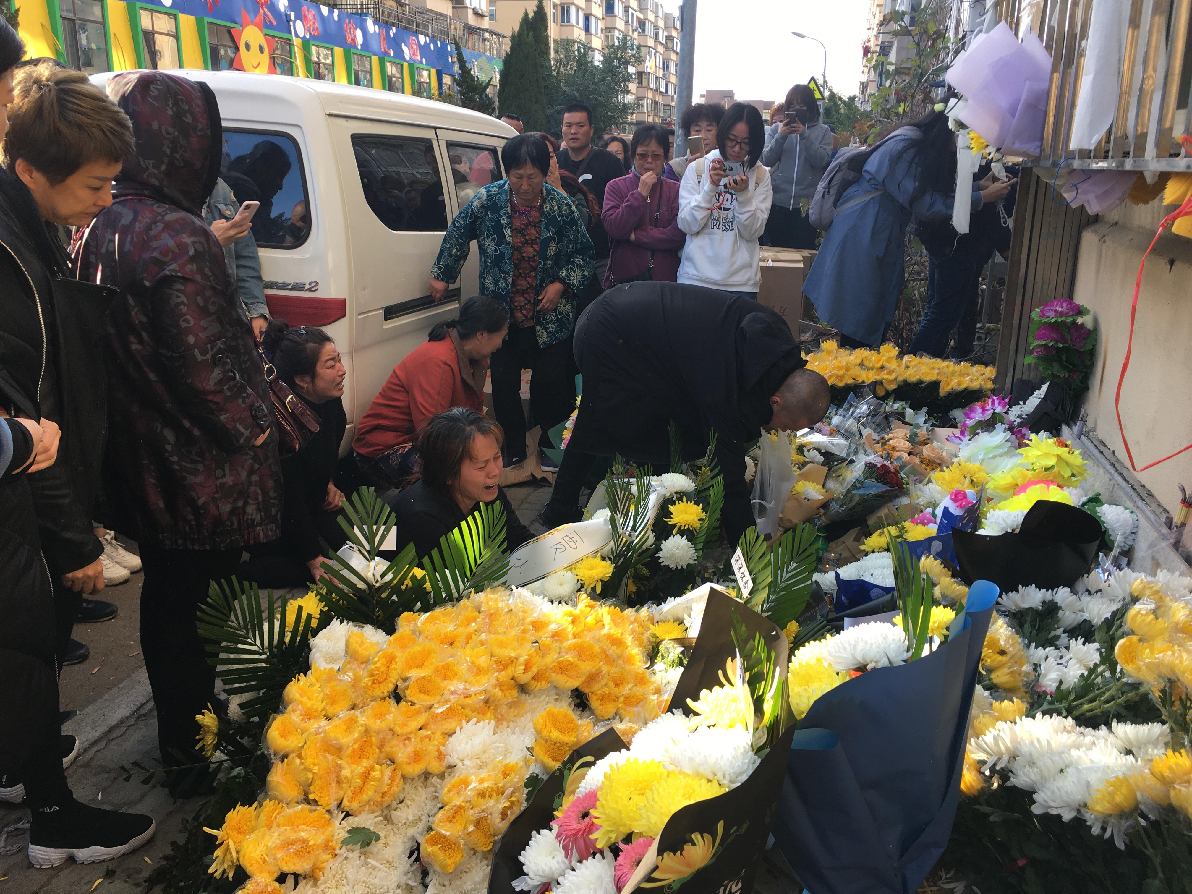 殲-10女飛行員英勇犧牲，永恒致敬她的遺志，殲-10女飛行員英勇犧牲，永恒致敬，傳承英雄遺志