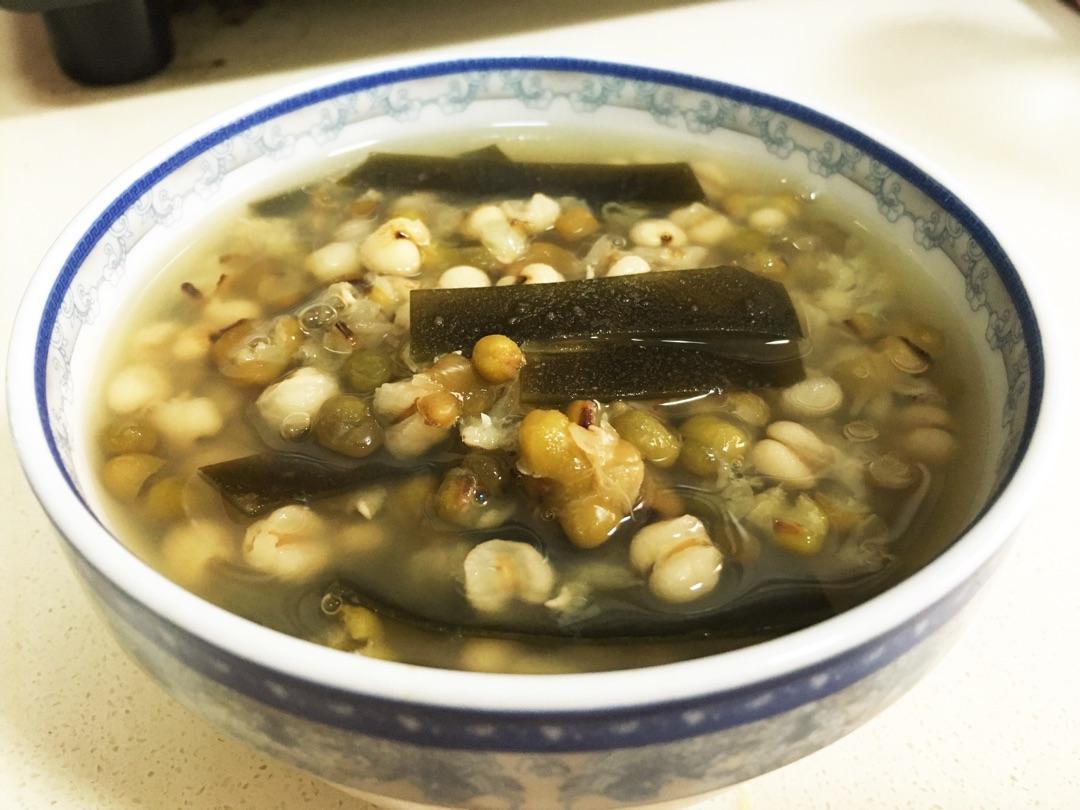 痤瘡的預(yù)防方法，全方位守護你的肌膚健康，全方位預(yù)防痤瘡，守護肌膚健康之道